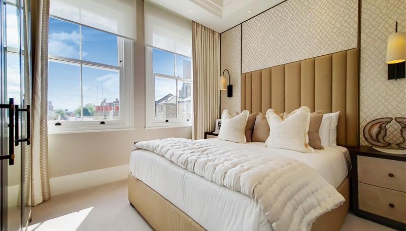 2 bed property in Prince Of Wales Terrace, London